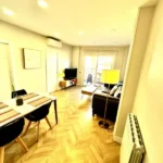 Bright furnished student apartment in C/ Berlín 78 Barcelona with cozy shared rooms and modern interiors