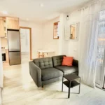 Spacious student apartment in La Barceloneta Barcelona with balcony and furnished bedrooms near the beach