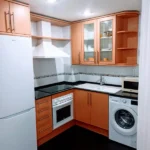 Cozy student apartment in Calle Nicaragua 130 Barcelona near ESADE with furnished room and bright interiors