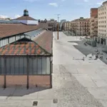 Bright furnished student apartment in Calle Jaume Giralt 3 Barcelona with air conditioning and natural light