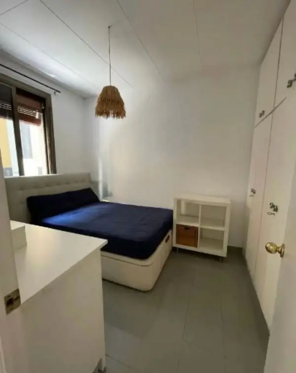 Bright student apartment in La Barceloneta Barcelona with balcony air conditioning and furnished interiors