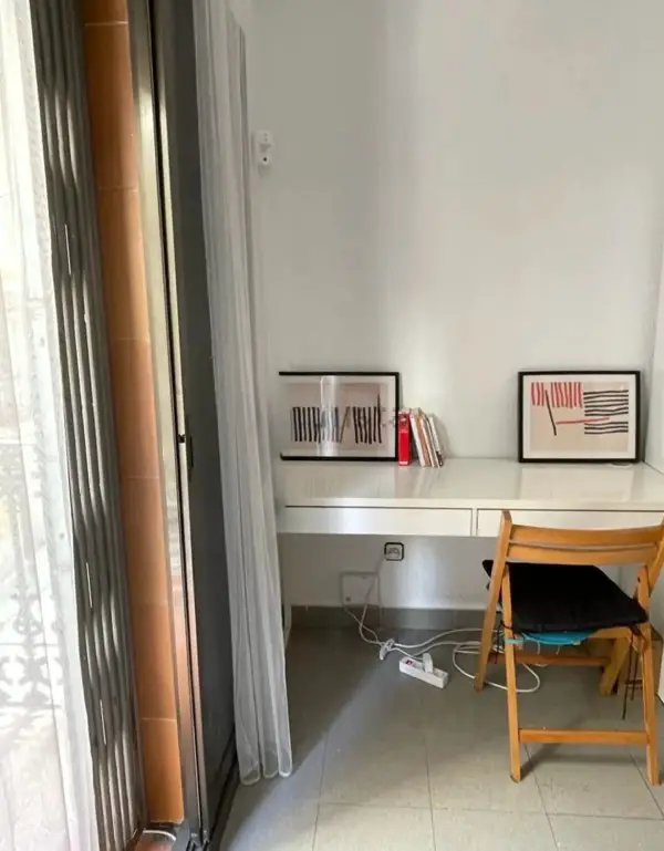 Bright student apartment in La Barceloneta Barcelona with balcony air conditioning and furnished interiors