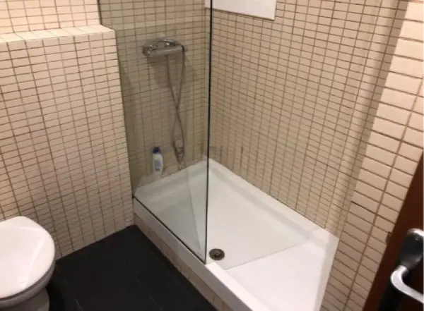 Modern student room in Calle de Muntaner Barcelona with study desk wardrobe and furnished apartment