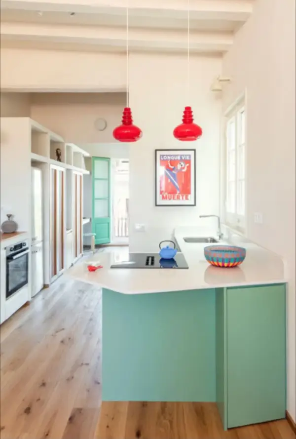 Bright penthouse apartment in Calle de Guàrdia Barcelona with large terrace balcony and furnished interiors