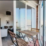 Modern student apartment in Calle de Sicília Barcelona with renovated interiors and air conditioning