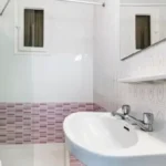 Modern student apartment in Calle de Sicília Barcelona with renovated interiors and air conditioning