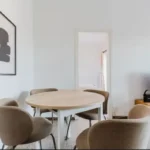 Modern student apartment in Calle de Sicília Barcelona with renovated interiors and air conditioning