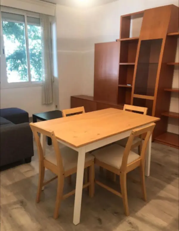 Furnished student room in Eixample Barcelona with private bathroom desk and built-in wardrobe