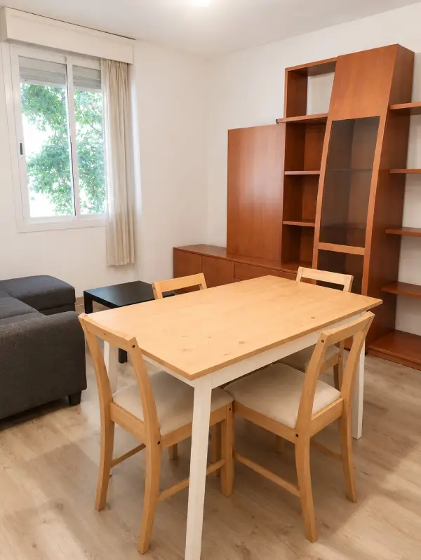 Furnished student room in Eixample Barcelona with private bathroom desk and built-in wardrobev