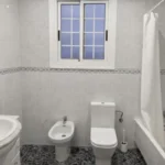 Furnished student room in Sarrià Barcelona near Muntaner FGC with balcony and shared apartment