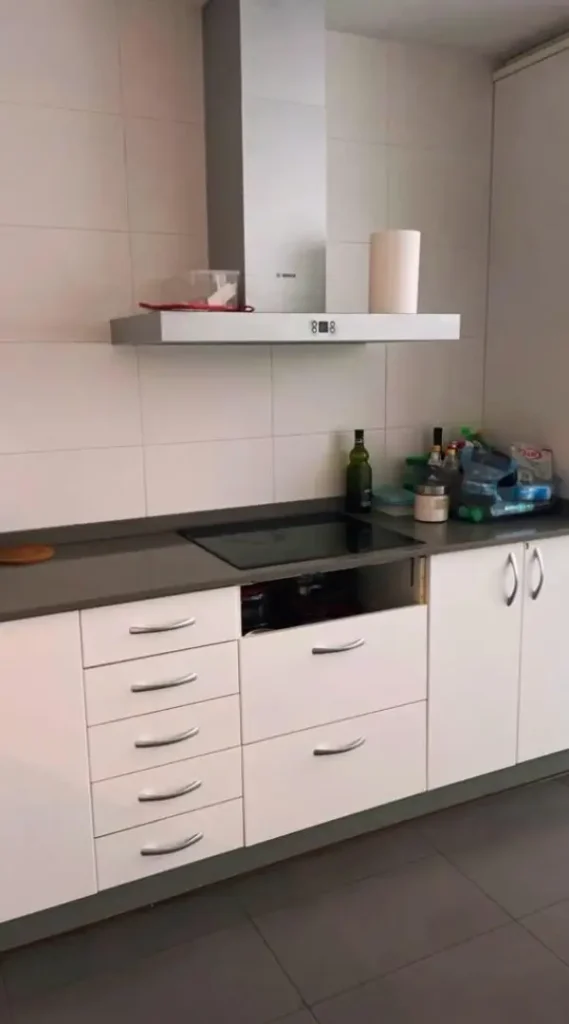 Modern student room near Diagonal and Passeig de Gràcia Barcelona with private bathroom and city views