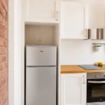 Fully furnished student studio apartment in Eixample Barcelona near Entença Metro with equipped kitchen