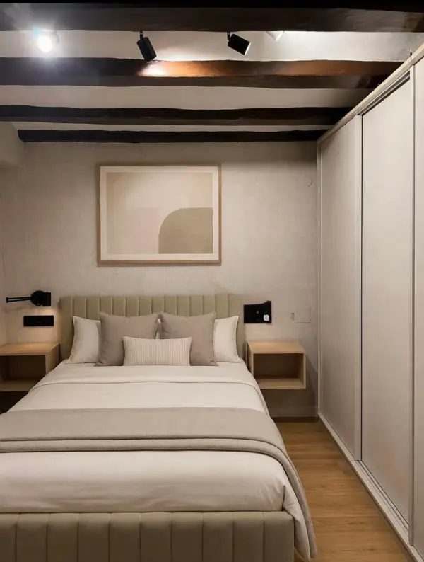 Modern one-bedroom apartment in Eixample Barcelona with private terrace, air conditioning, and fully equipped kitchen