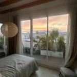 Fully furnished student penthouse in Barcelona with two private terraces and one bedroom