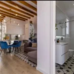 Fully furnished student penthouse in Barcelona with two private terraces and one bedroom