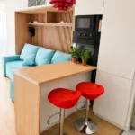 Renovated 30 m² student studio apartment in Barcelona with private terrace and fully equipped kitchen