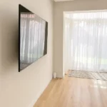 Renovated 30 m² student studio apartment in Barcelona with private terrace and fully equipped kitchen