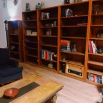 Fully furnished 2-bedroom student apartment in Gràcia Barcelona with two bathrooms and balcony