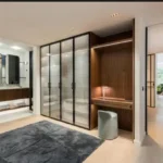Renovated 5-bedroom apartment in Sant Gervasi Barcelona with 5 bathrooms, parking, equipped kitchen and built-in wardrobes