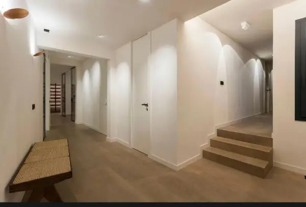 Renovated 5-bedroom apartment in Sant Gervasi Barcelona with 5 bathrooms, parking, equipped kitchen and built-in wardrobes