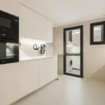 Renovated 5-bedroom apartment in Sant Gervasi Barcelona with 5 bathrooms, parking, equipped kitchen and built-in wardrobes