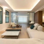 Renovated 5-bedroom apartment in Sant Gervasi Barcelona with 5 bathrooms, parking, equipped kitchen and built-in wardrobes