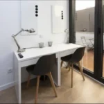 2-bedroom student apartment in Hospitalet de Llobregat Barcelona with terrace, equipped kitchen and study desks
