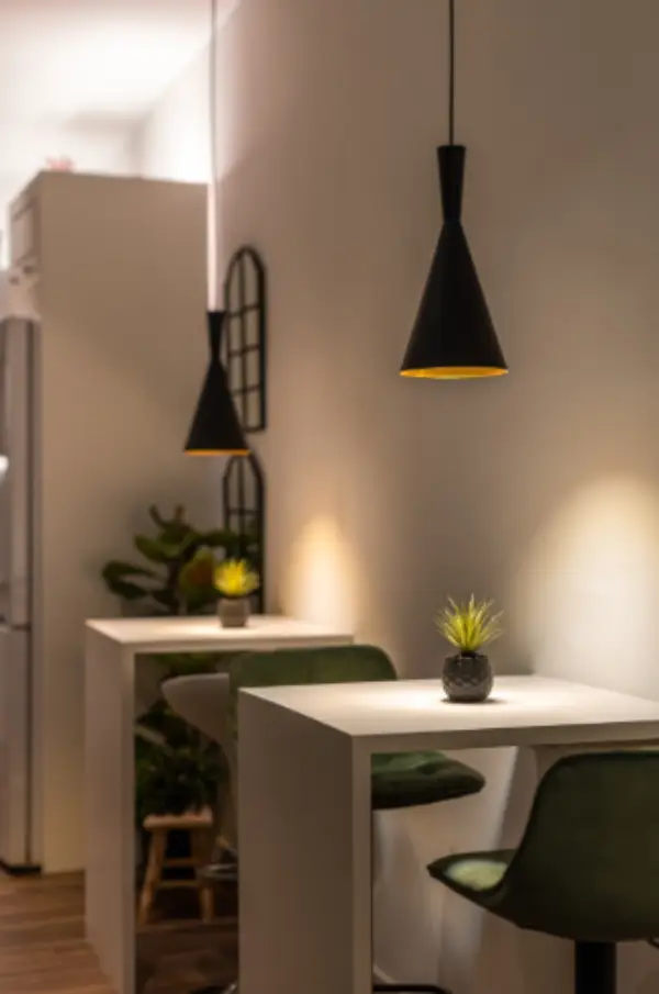 Double bedroom in 5-bedroom shared student apartment near La Rambla Barcelona