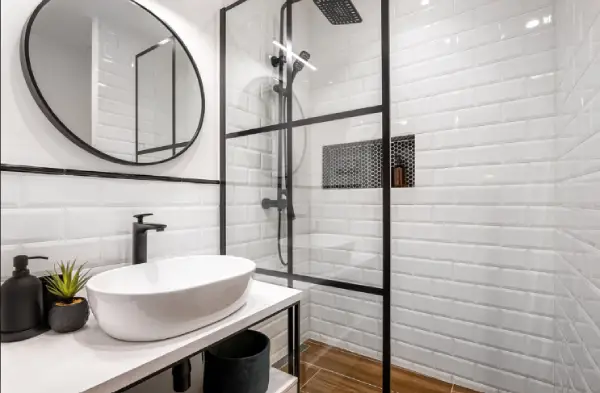 Double bedroom in 5-bedroom shared student apartment near La Rambla Barcelona
