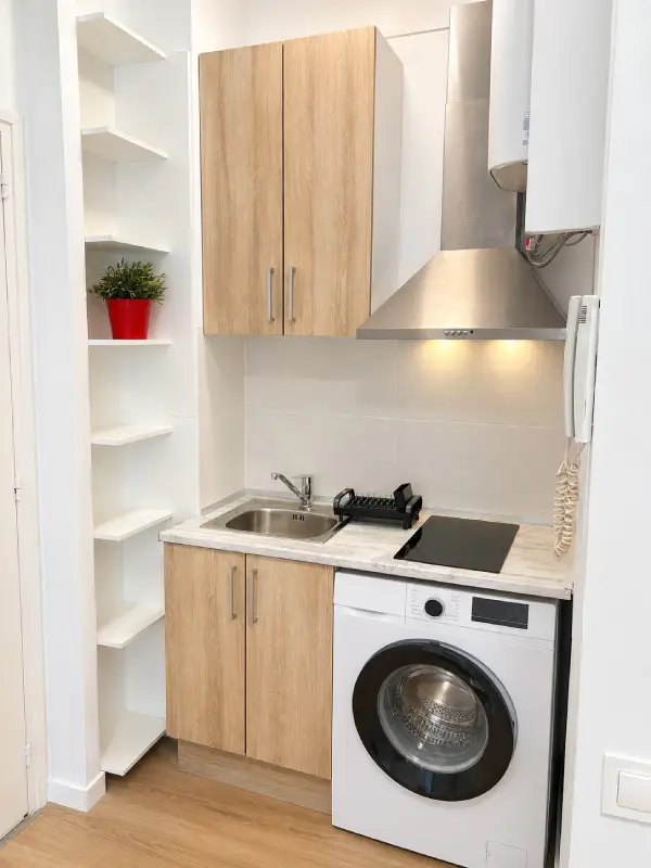 1-bedroom student apartment for rent in Gràcia Barcelona near Plaça del Diamant